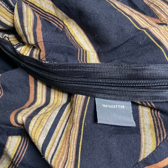 Kenneth Cole Reaction Stripped Twist Front Shortsleeved Collared Blouse | Size 6 - Picture 6 of 6